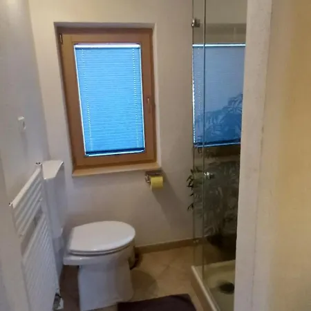 アパート Birgit ウダーンス